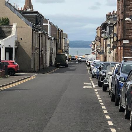 Ace Largs Ground Floor Apartment With Garden Exterior foto